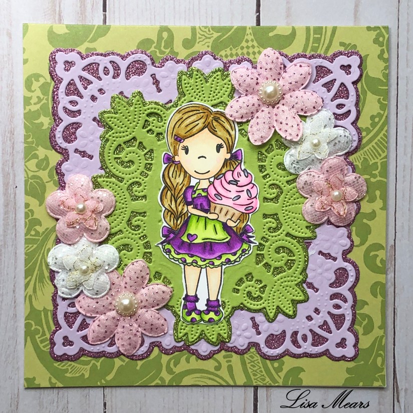 Cupcake Avery 2019-04